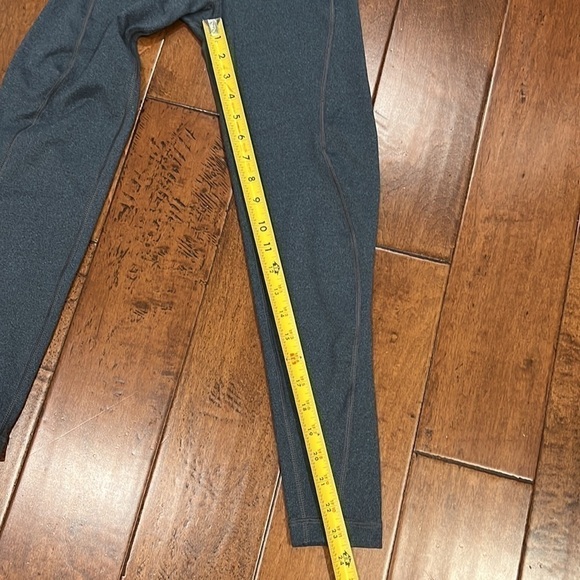 Vineyard Vines PERFORMANCE XXS Leggings - Picture 5 of 5